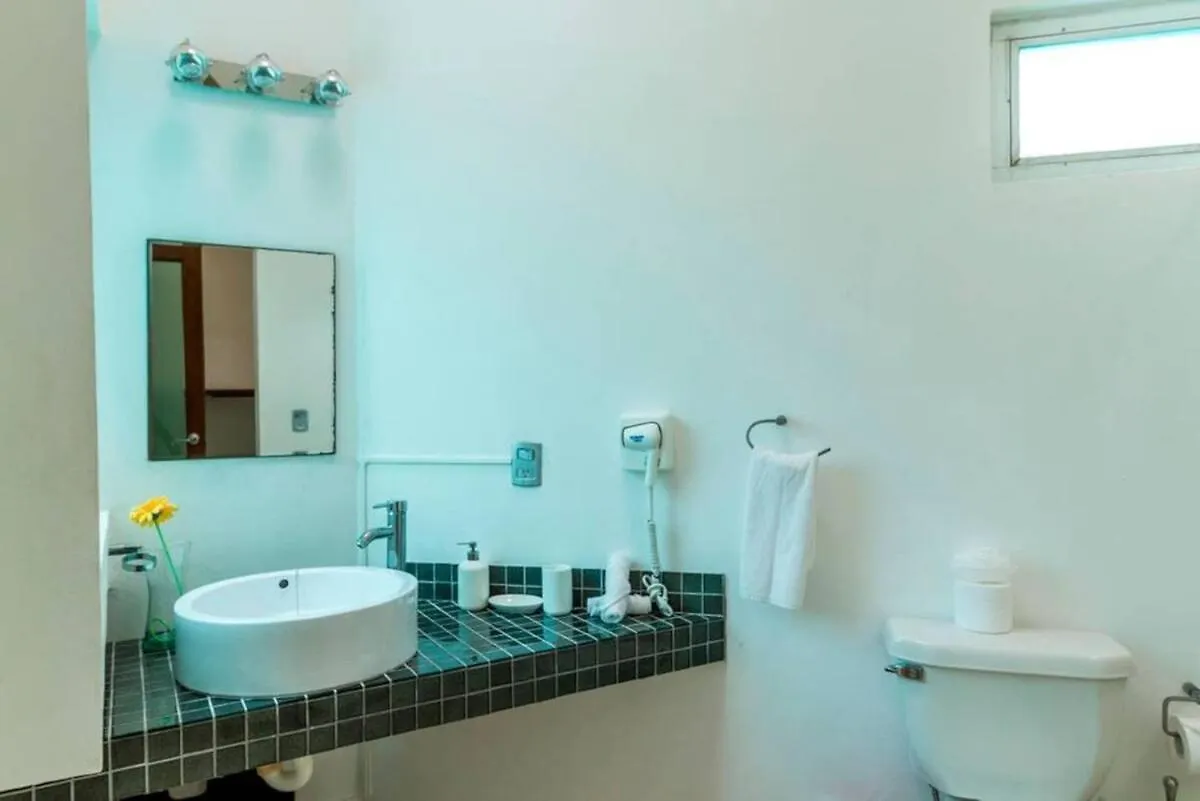 Tropical Private Pool Villa In Gated Upscale Area Playa del Carmen