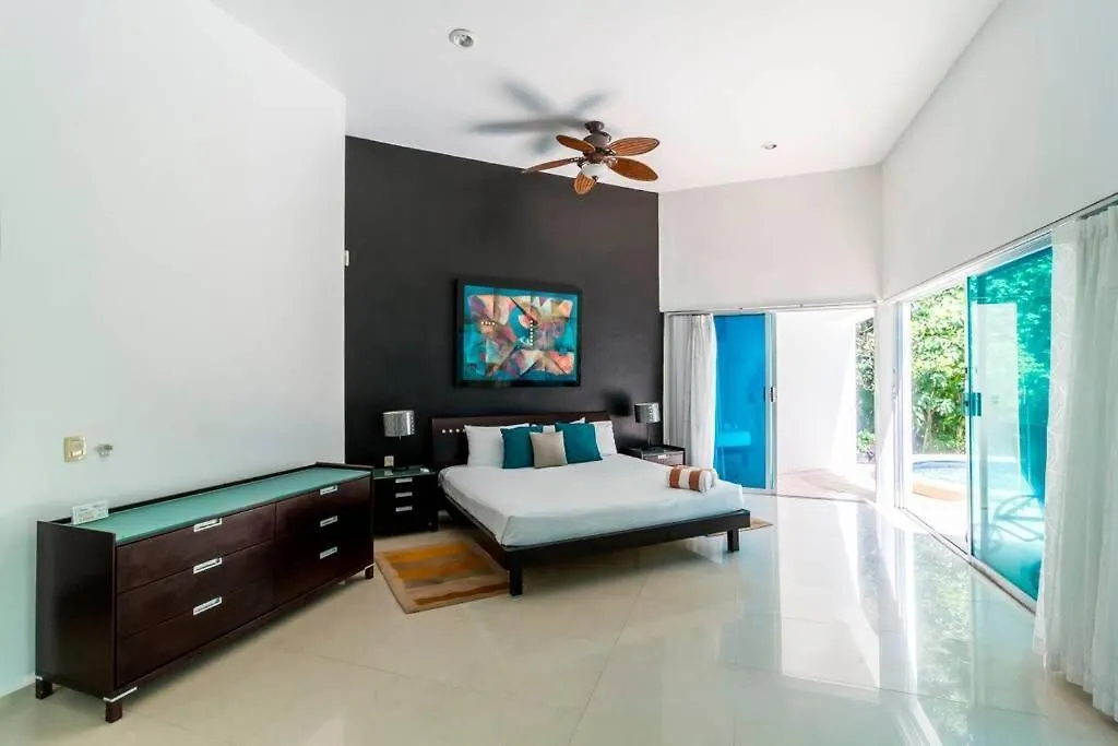 Tropical Private Pool Villa In Gated Upscale Area Playa del Carmen 0*,
