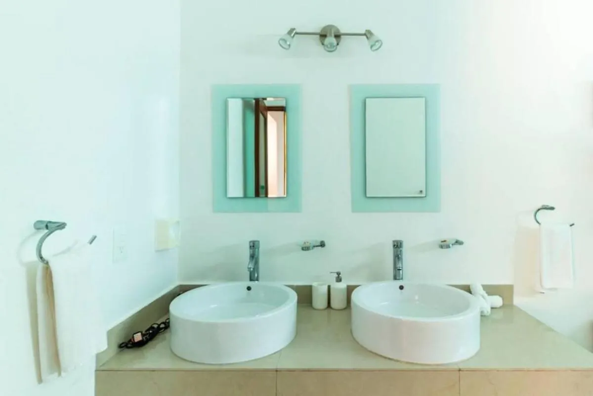 Tropical Private Pool Villa In Gated Upscale Area Playa del Carmen