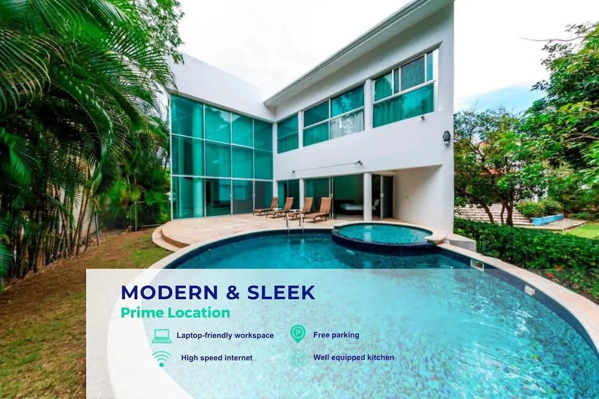 Tropical Private Pool Villa In Gated Upscale Area Playa del Carmen