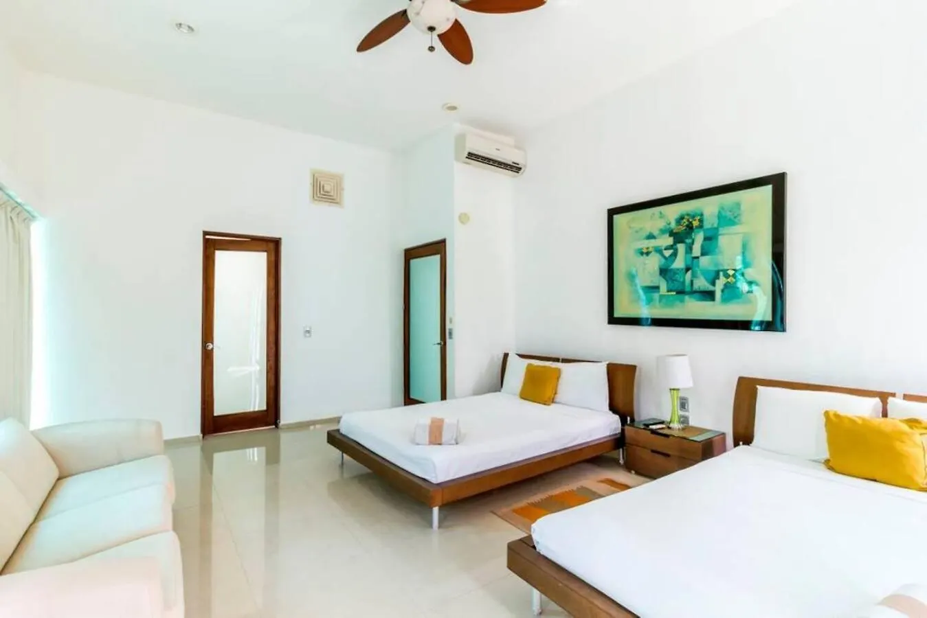 Tropical Private Pool Villa In Gated Upscale Area Playa del Carmen