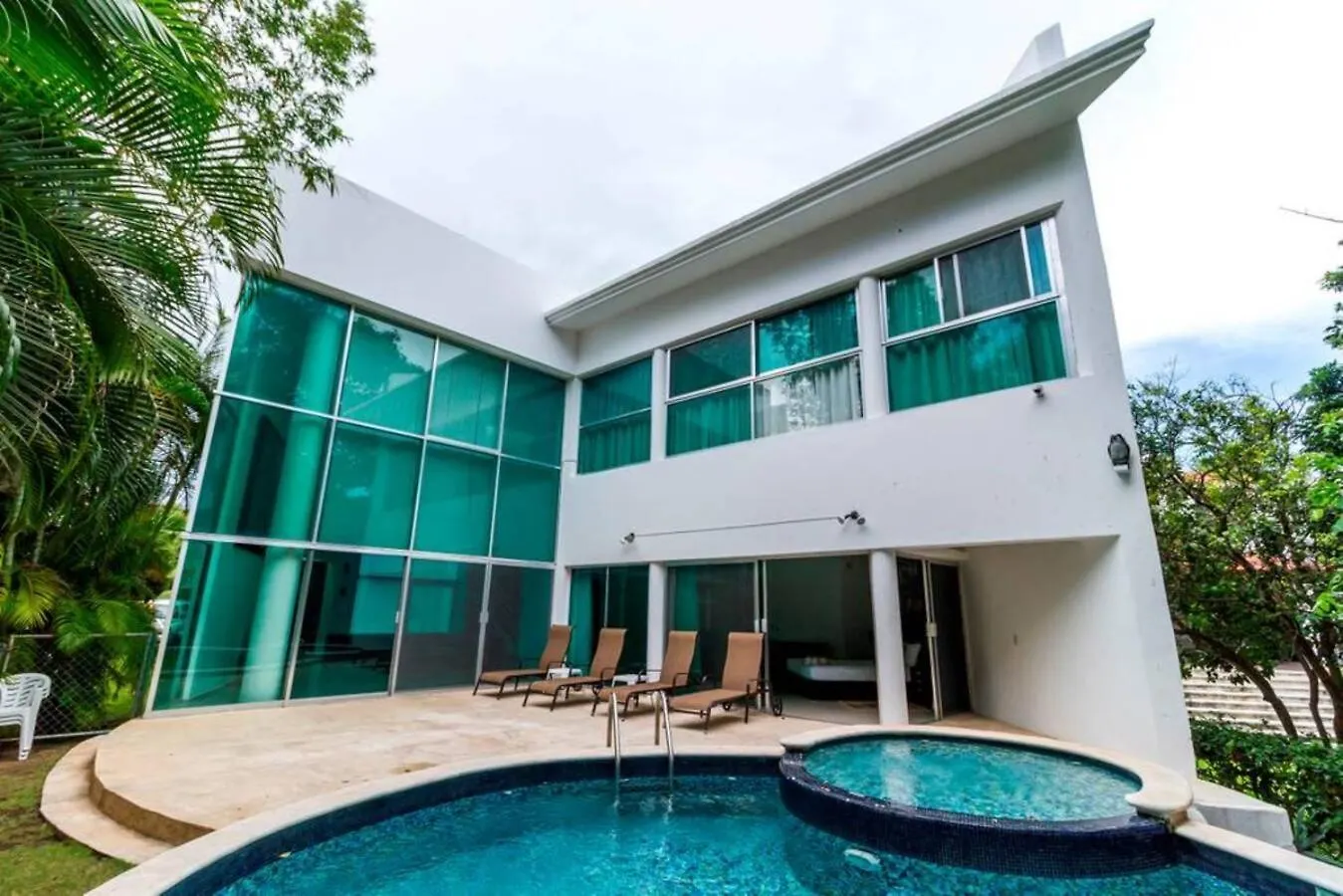 Tropical Private Pool Villa In Gated Upscale Area Playa del Carmen Mexico